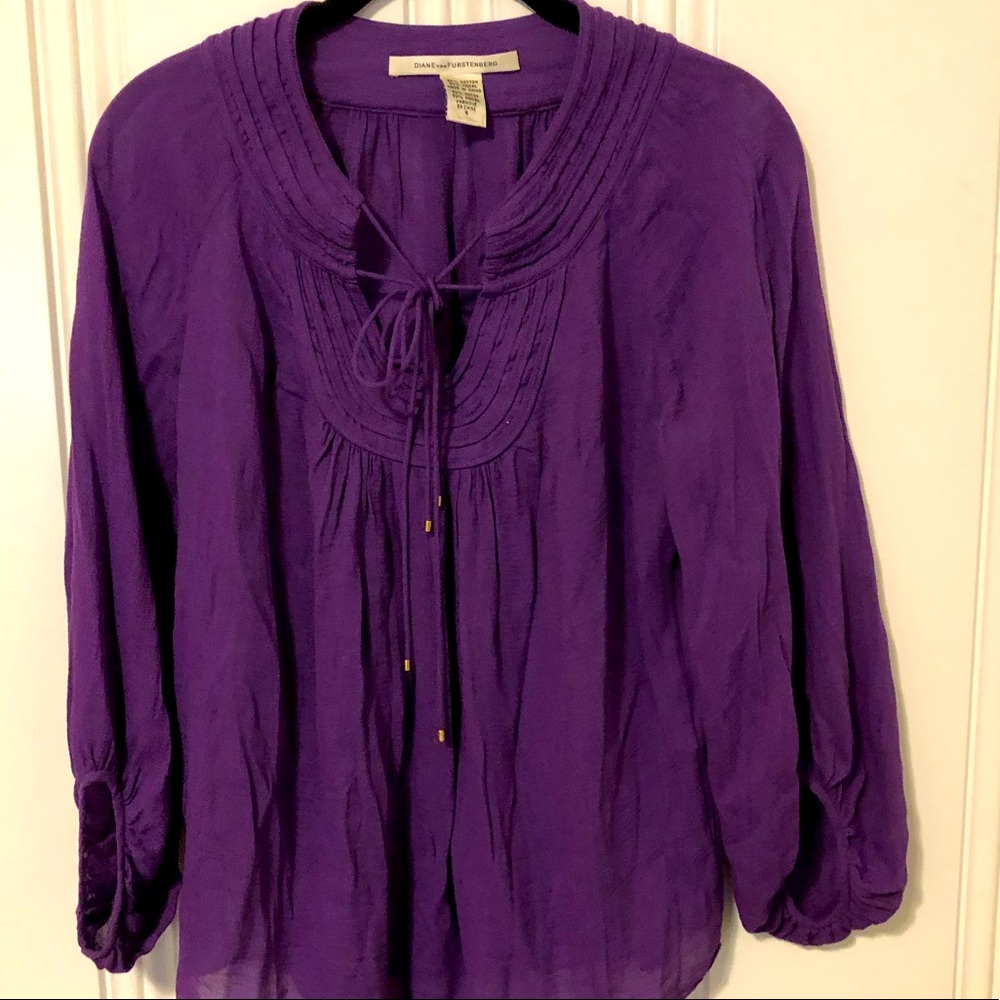 Dianne VonFurstenberg signature blouse in purple